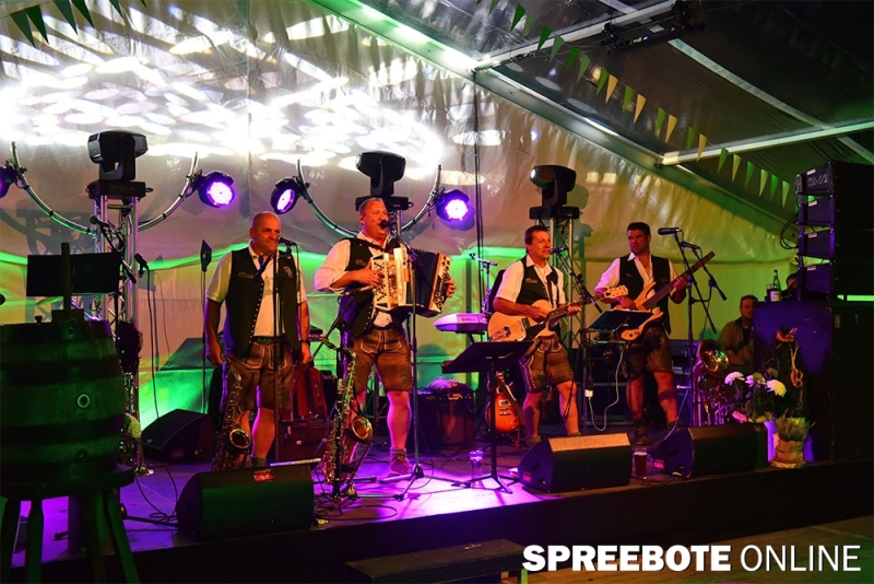 Oktoberfest-Esplanade-11