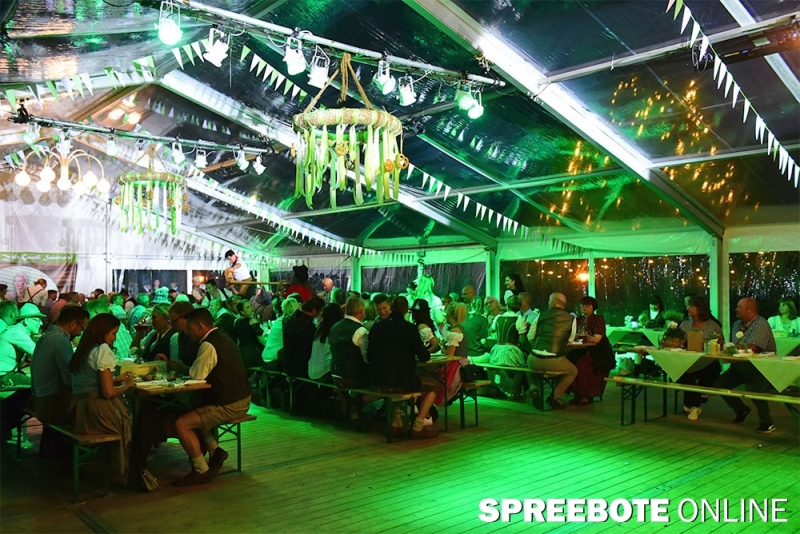 Oktoberfest-Esplanade-14