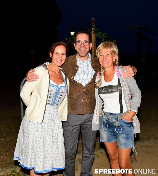 Oktoberfest-Esplanade-3