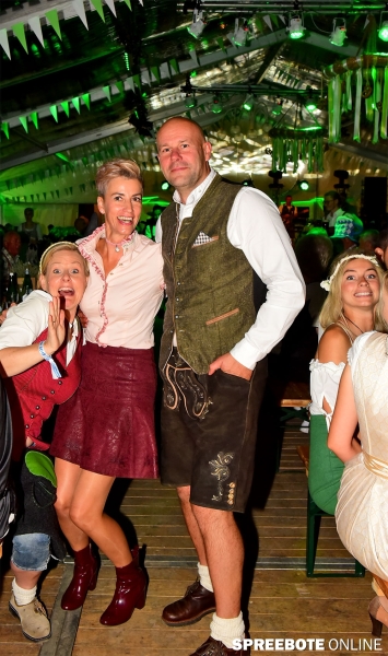 Oktoberfest-Esplanade-8