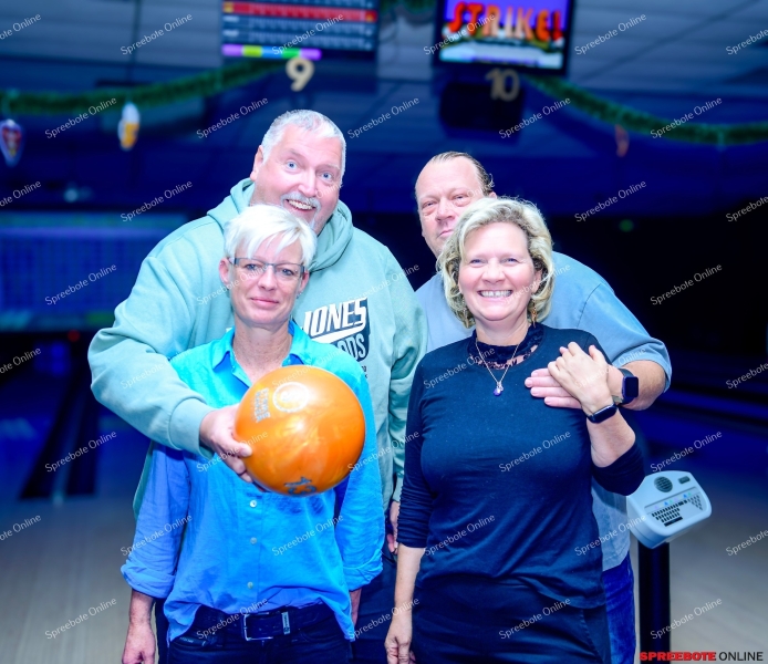 Spreebote-Oktoberfest-im-Strikers-2.0-003