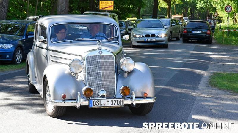Oldtimer-Rallye-und-Troedelmarkt-13