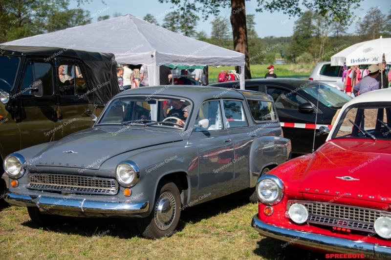 Spreebote-Oldtimerparade-Trodelmarkt_gallery1_03