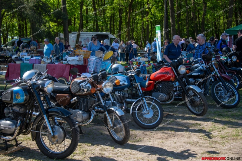 Spreebote-Oldtimerparade-Trodelmarkt_gallery1_13