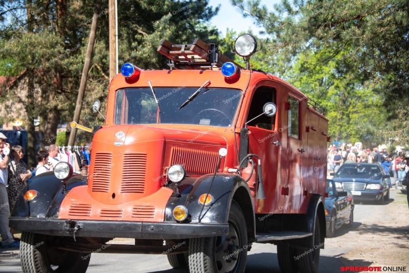 Spreebote-Oldtimerparade-Trodelmarkt_gallery1_22