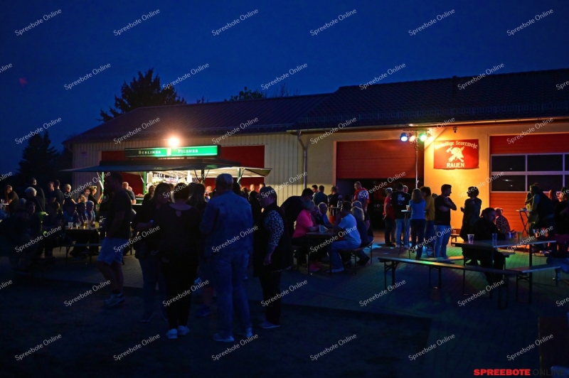 Osterfeuer-FFW-Rauen-003