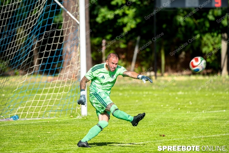 Spreebote-Packendes-Duell_gallery1_27