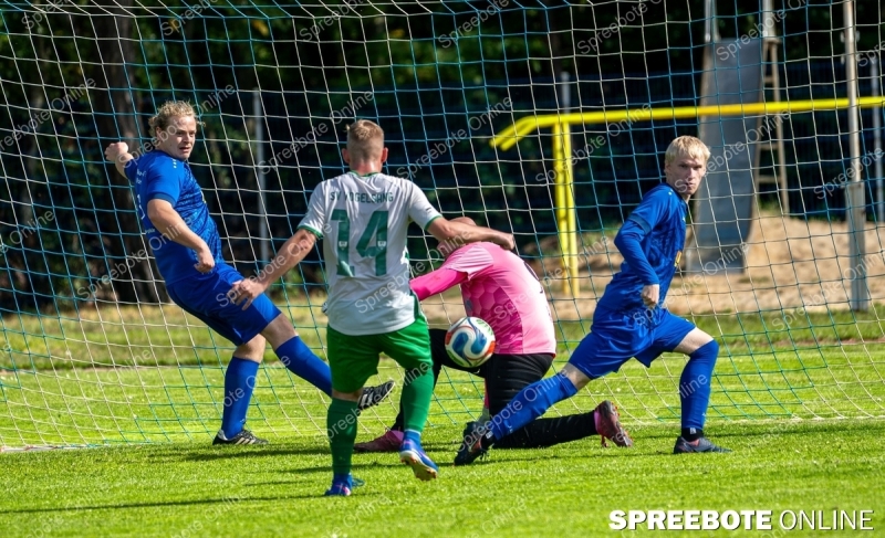 Spreebote-Packendes-Duell_gallery1_29