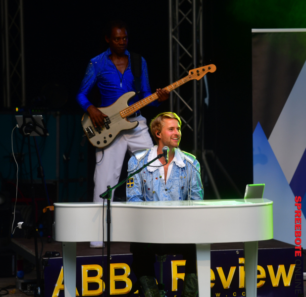 Parkbuehgne-ABBA-Revival-1