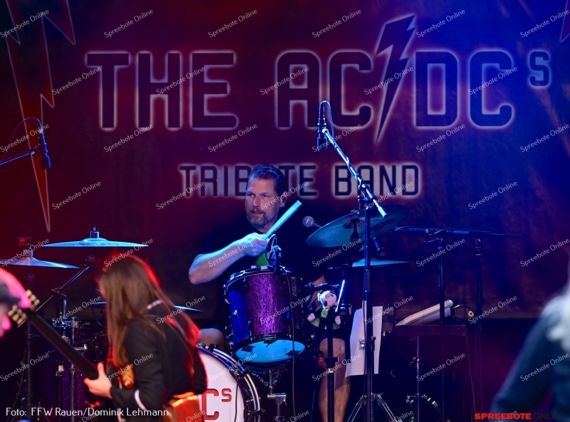 Parkbuhne-AC-DC-Auftakt-Saison-010