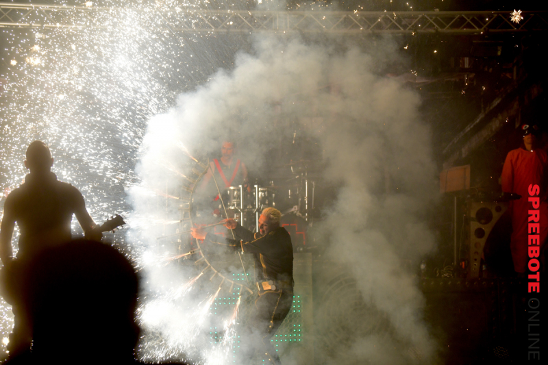 Parkbuehne-Feuerengel-14