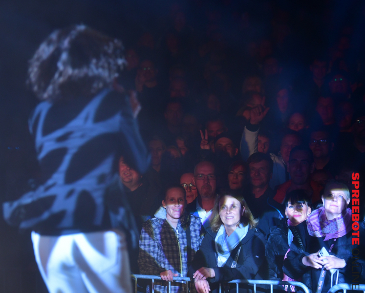 Parkbuehne-Forced-To-Mode-03