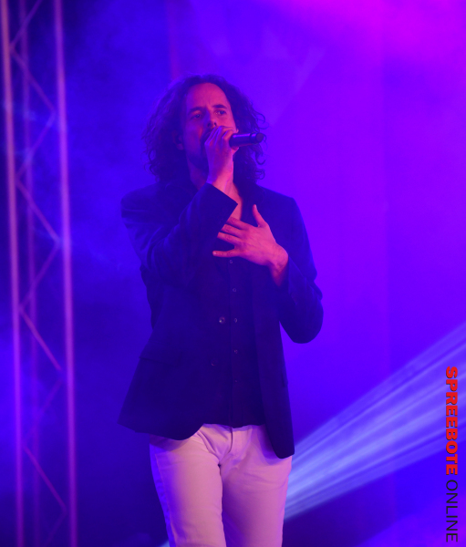 Parkbuehne-Forced-To-Mode-04