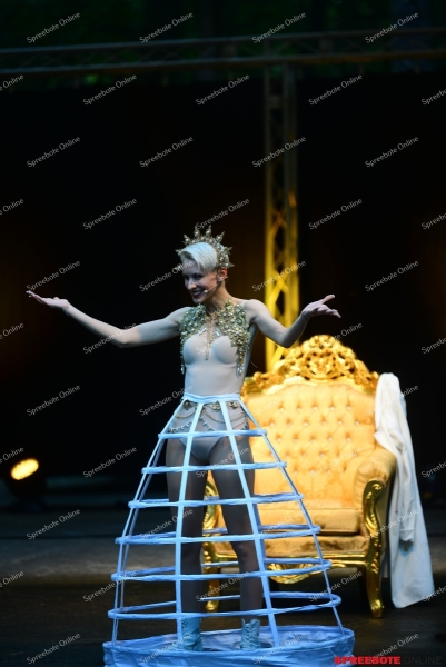 Parkbuhne-Lisa-Eckhart-005