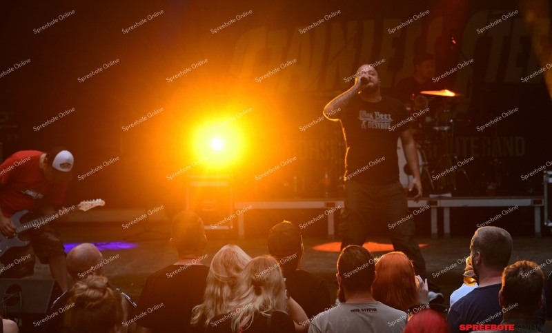 Parkbuhne-Stainless-Steel-005