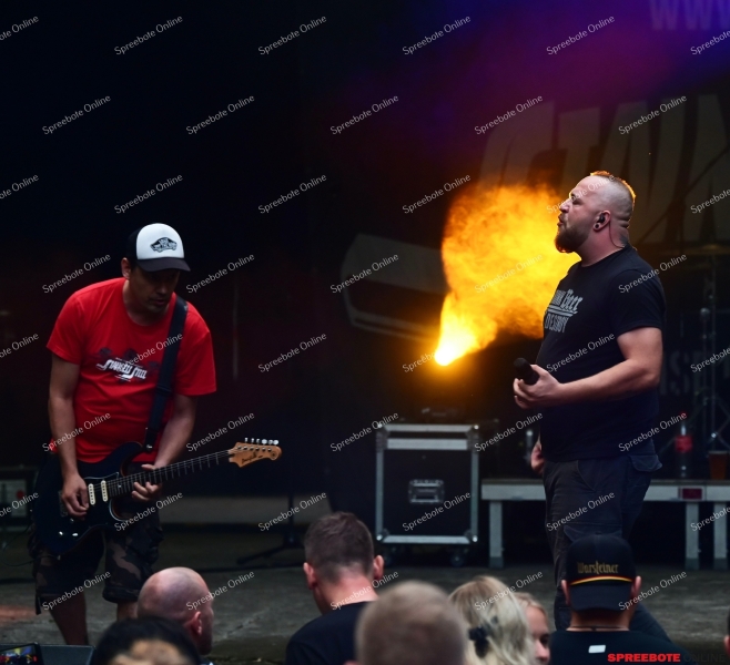 Parkbuhne-Stainless-Steel-006