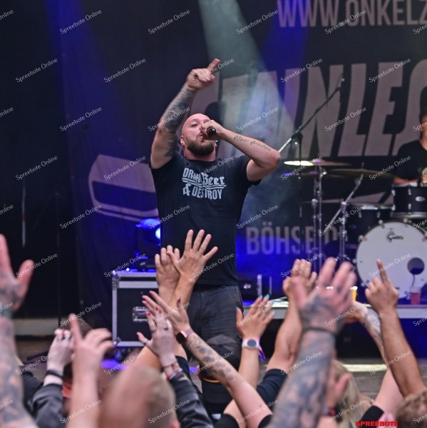 Parkbuhne-Stainless-Steel-008