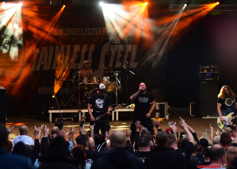 Parkbuhne-Stainless-Steel-006