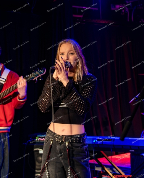 Spreebote-Parkclub-Bands-Abschl-Frauenwoche-002