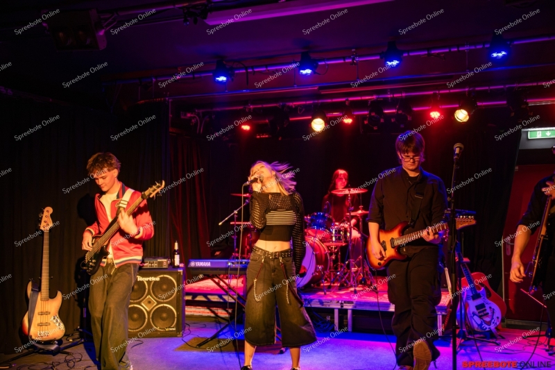 Spreebote-Parkclub-Bands-Abschl-Frauenwoche-003