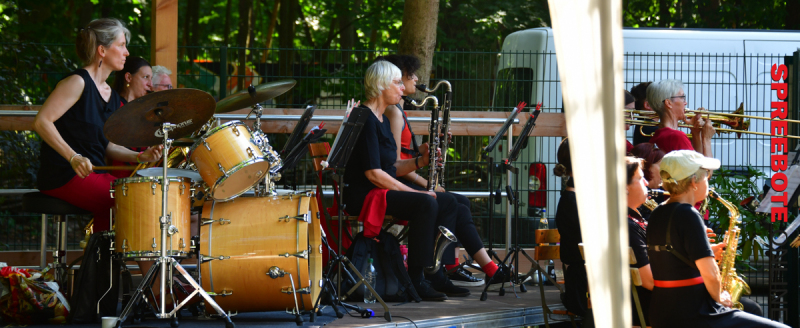 Parkclub-Frauenblasorchester-Berlin-10