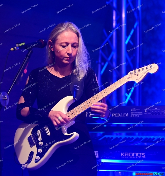 Pink-Floyd-Tribute-Pinks-Choice-011