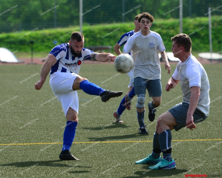 Pneumant-FV-Blau-Weiss-Briesen-011