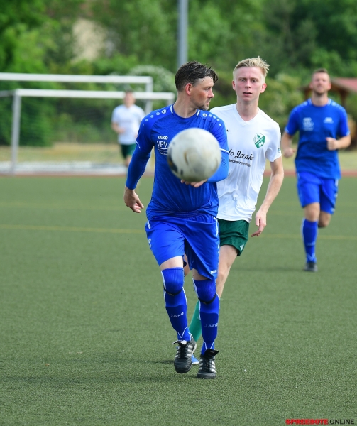 Pneumant-Grun-Weiss-Lubben-002