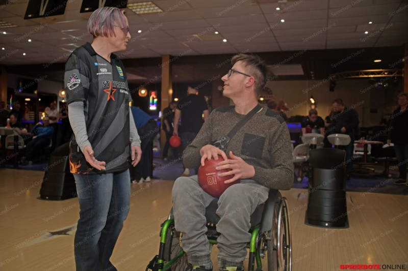 Pneumant-Straframers-Behinderten-Sport-Bowling20-001