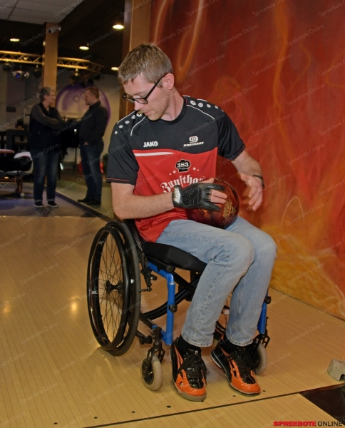 Pneumant-Straframers-Behinderten-Sport-Bowling20-002