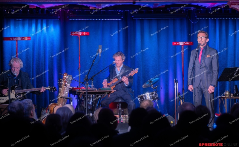 Spreebote-Poesie-mit-einem-Augenzwinkern_gallery1_02