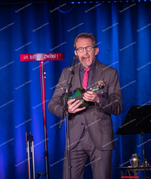 Spreebote-Poesie-mit-einem-Augenzwinkern_gallery1_04