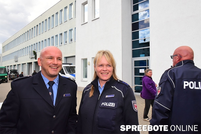 Tag-Off-Tür-Polizei-17