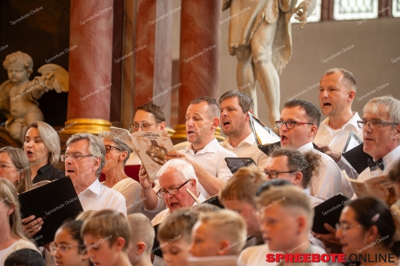 Spreebote-Premiere-von-Carmina-Burana-_gallery1_08