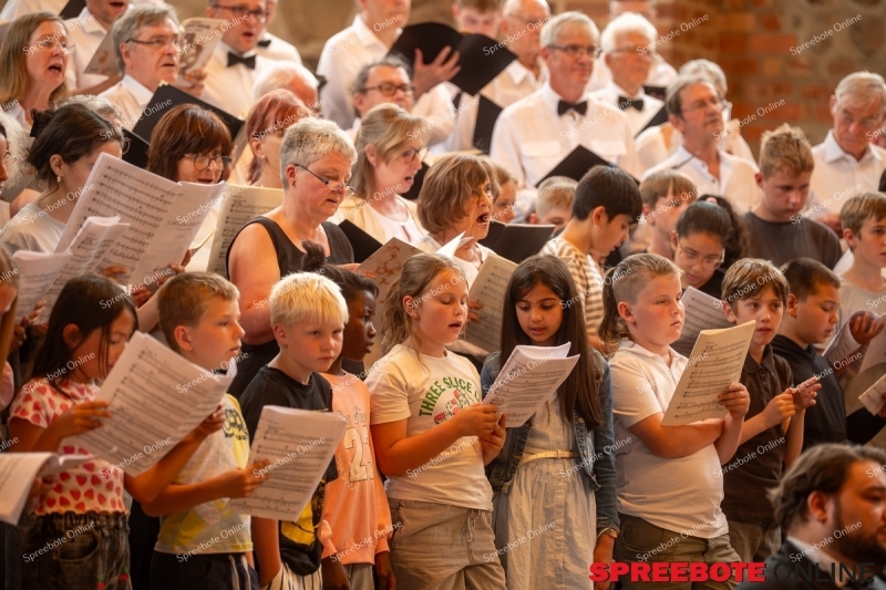 Spreebote-Premiere-von-Carmina-Burana-_gallery1_30