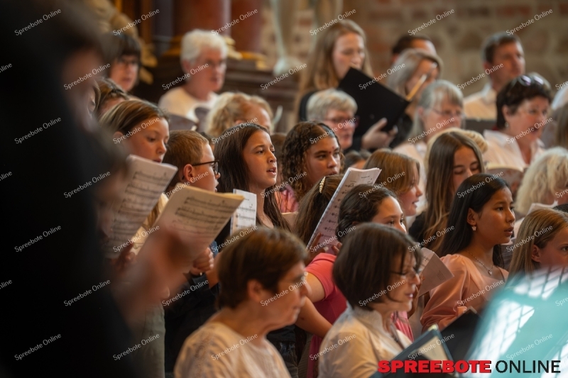 Spreebote-Premiere-von-Carmina-Burana-_gallery1_43