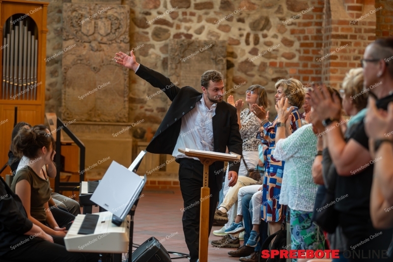 Spreebote-Premiere-von-Carmina-Burana-_gallery1_47