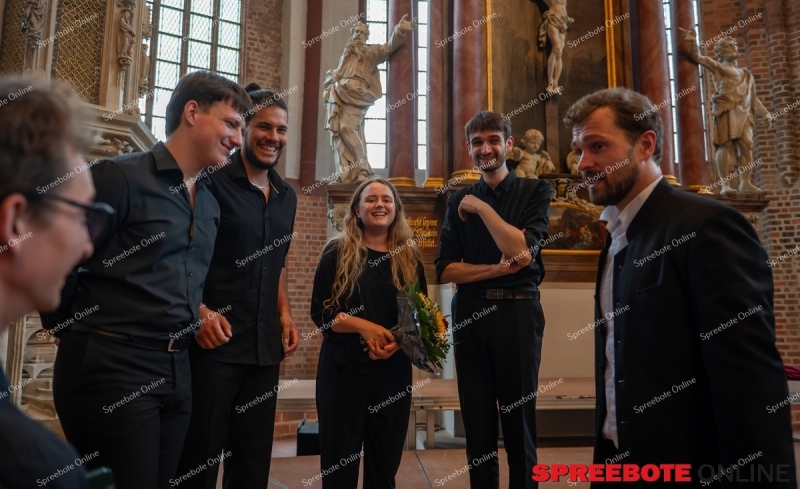Spreebote-Premiere-von-Carmina-Burana-_gallery1_52