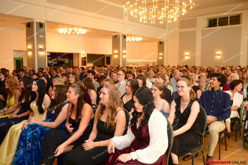 Rahn-Education-Zeugnisse-FOS-003