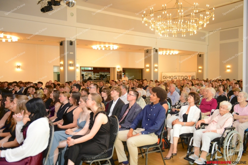 Rahn-Education-Zeugnisse-FOS-004