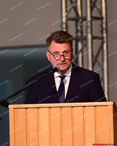 Rahn-Education-Zeugnisse-FOS-008