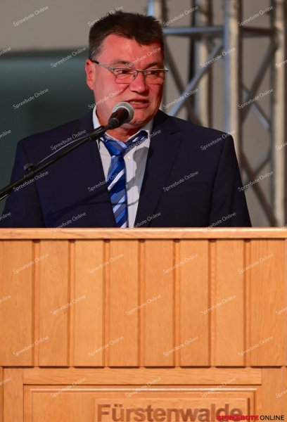 Rahn-Education-Zeugnisse-FOS-012