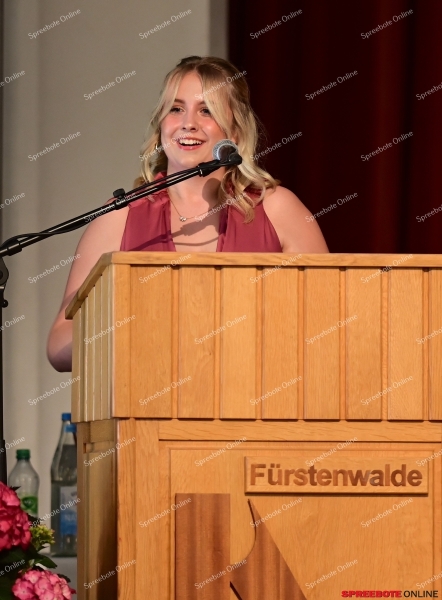 Rahn-Education-Zeugnisse-FOS-020