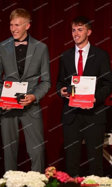 Rahn-Education-Zeugnisse-FOS-034