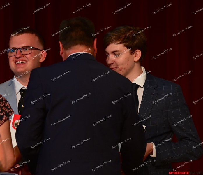 Rahn-Education-Zeugnisse-FOS-044