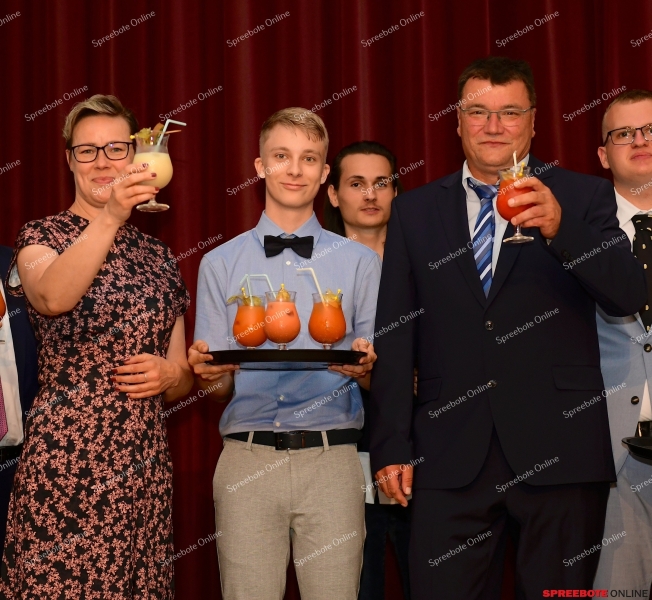 Rahn-Education-Zeugnisse-FOS-052