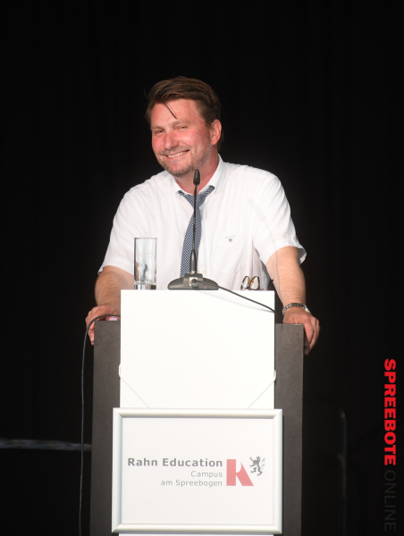 Rahn-Freie-Oberschule-01