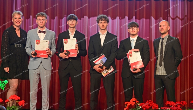 Rahn-Oberschule-Zeugnisse-036