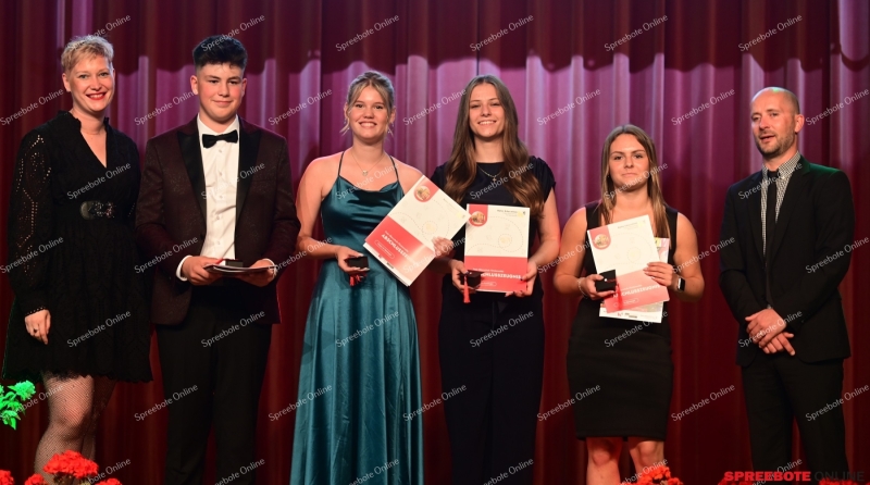 Rahn-Oberschule-Zeugnisse-040