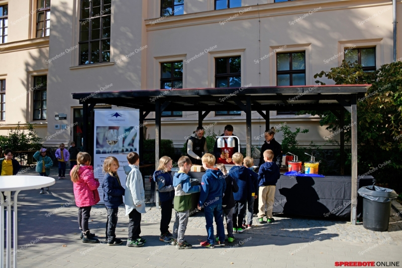 Spreebote-Rahn-Pommes-Action-002